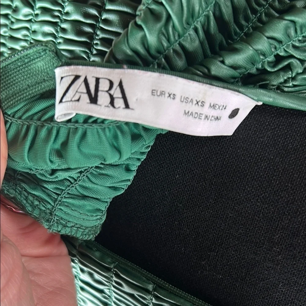 ZARA Green Faux Leather Smocked Peplum Top - Picture 2 of 13